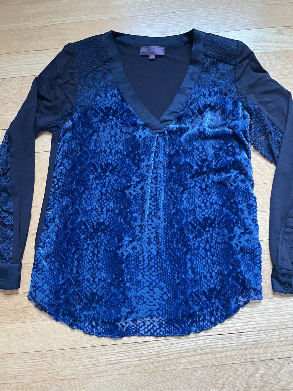 Hale Bob Blue Velvet Burnout V-Neck Blouse with Lace Size XS Boho Luxe